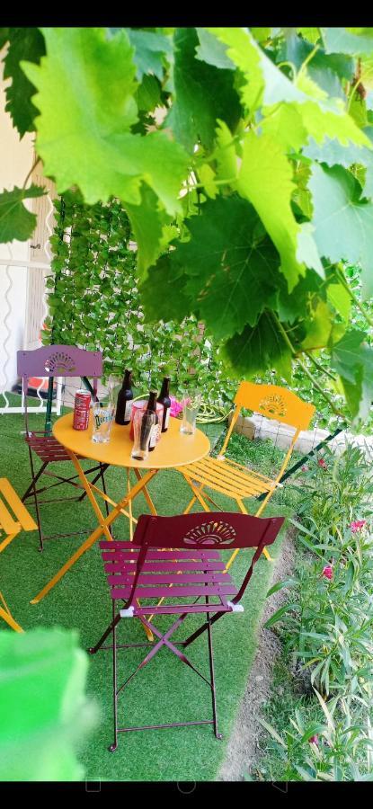Le Jad Joli F2 Proche Gare, Arenes Avec Terrasse Privee Lägenhet Nîmes Exteriör bild